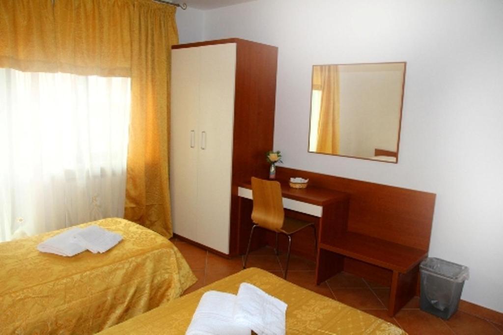 Euro Inn B&B Milan Room photo