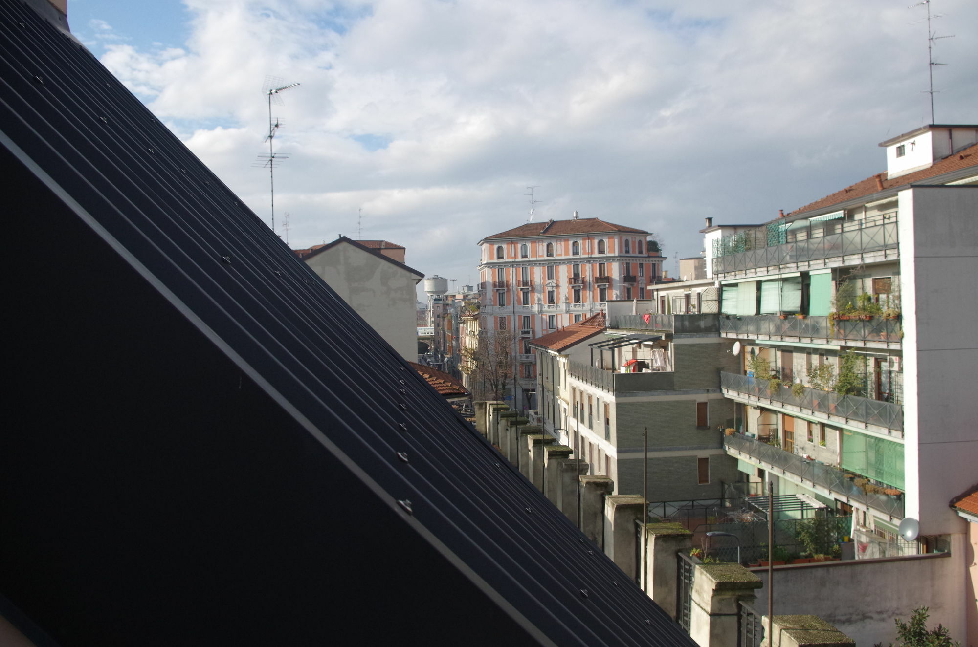 Euro Inn B&B Milan Exterior photo