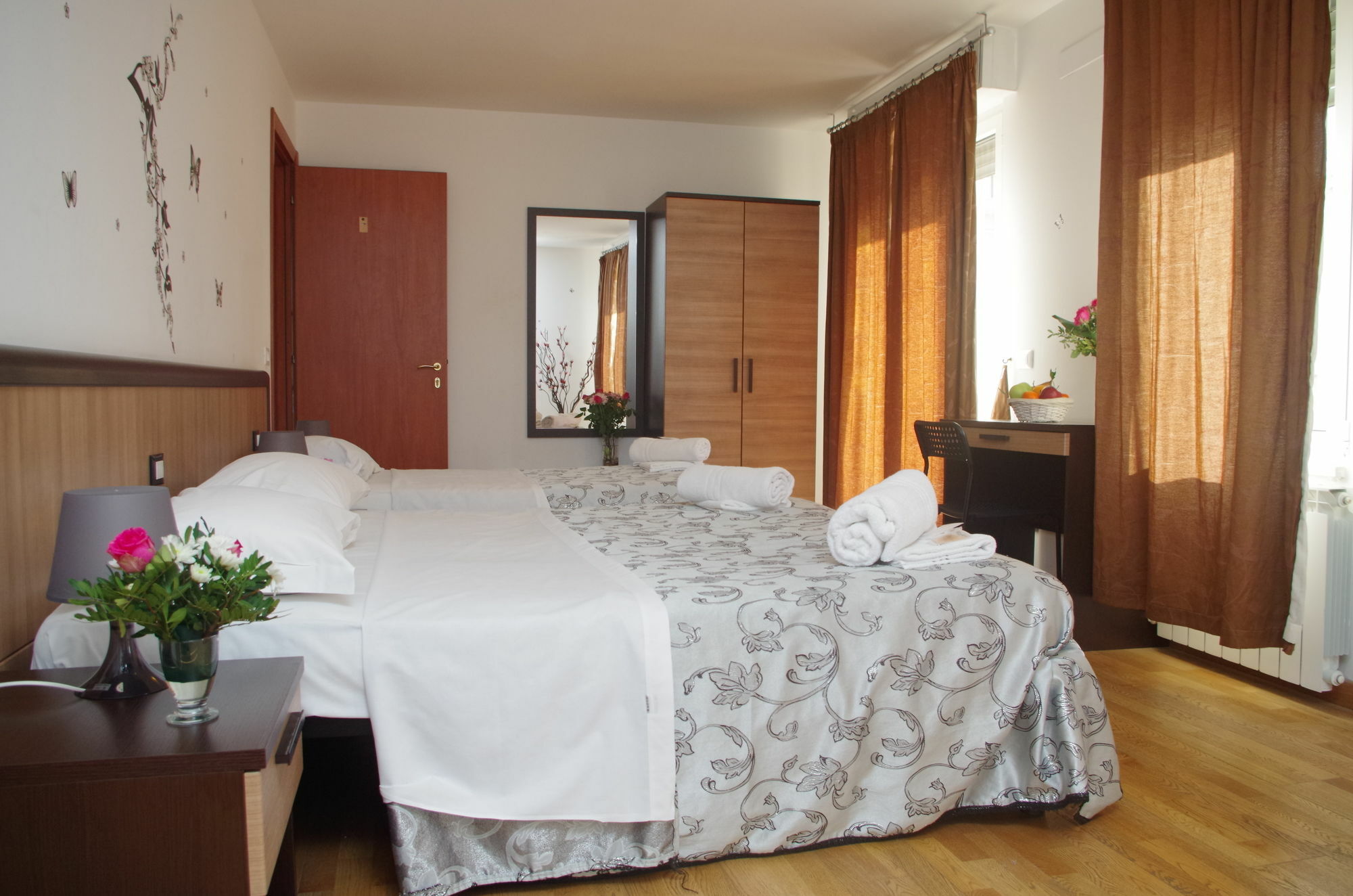 Euro Inn B&B Milan Exterior photo